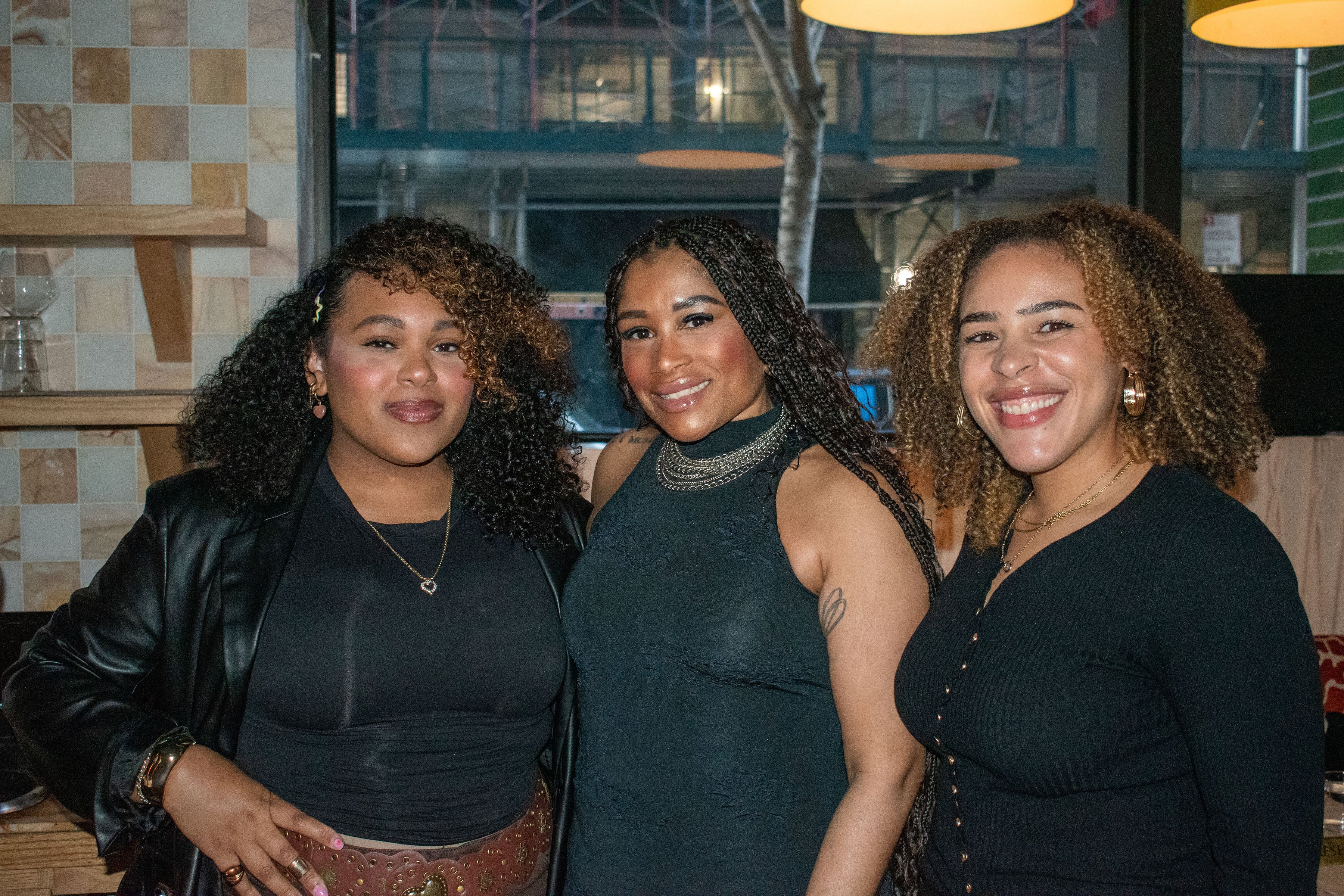 The Vanguard Suite Hosts Inaugural Gathering in New York City to Celebrate Women's History Month was posted to the gallery